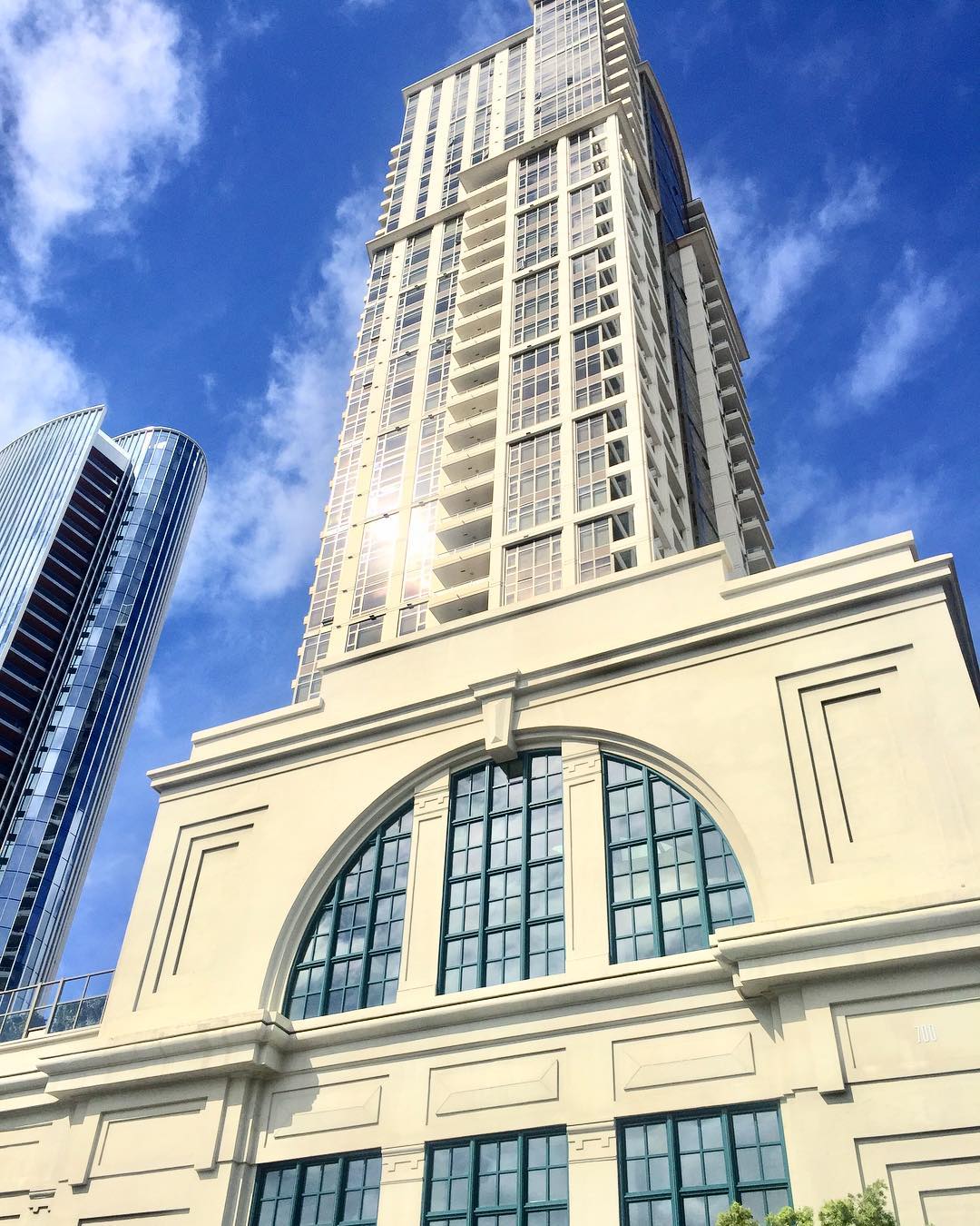 Electra Condos -700 W. E Street, San Diego, CA 92101
