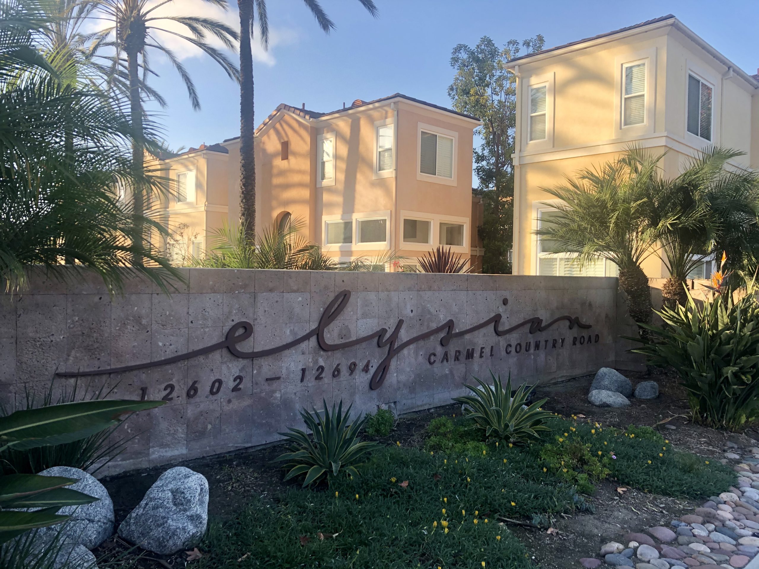 Elysian Townhomes in South of Del Mar Heights Rd, Carmel Valley, San Diego 92130