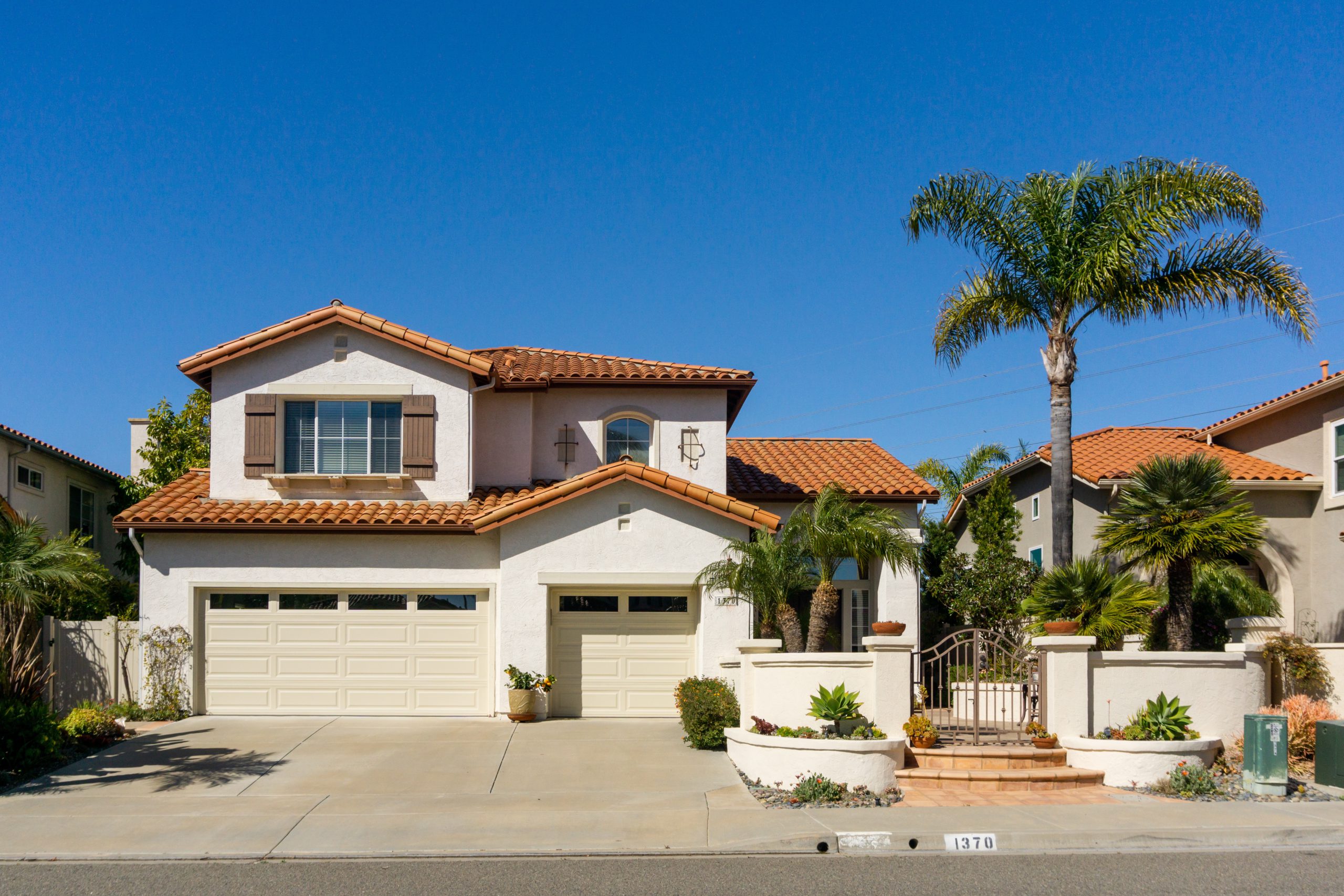 Sansonnet in Torrey Hills, Carmel Valley, San Diego, 92130